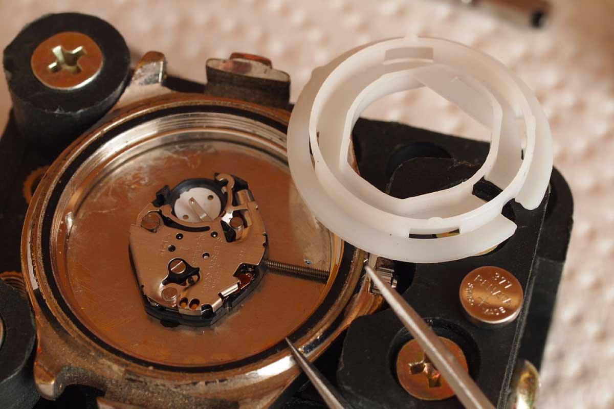 Cosa significa orologio al quarzo? - Ferro Orologi e Gioielli