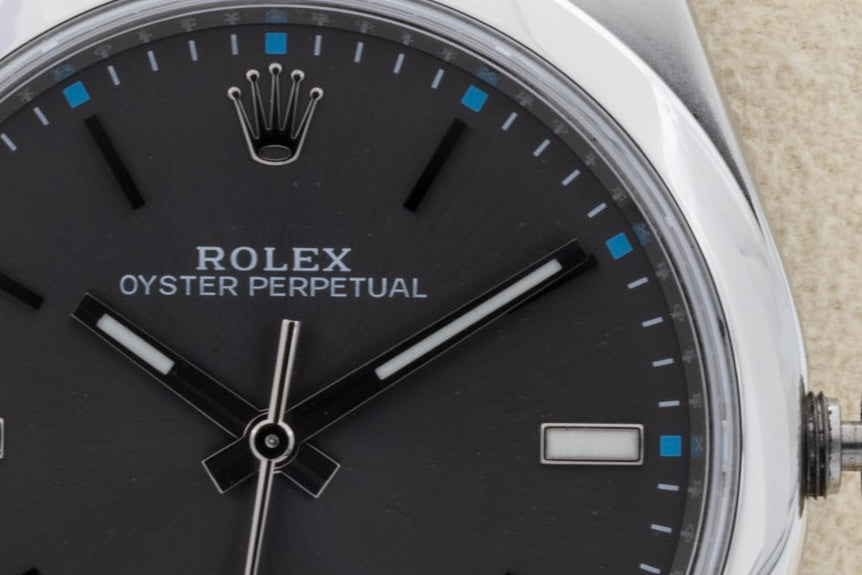 Rolex Oyster Perpetual 114300 quadrante Dark Rhodium del 2016 + service Rolex