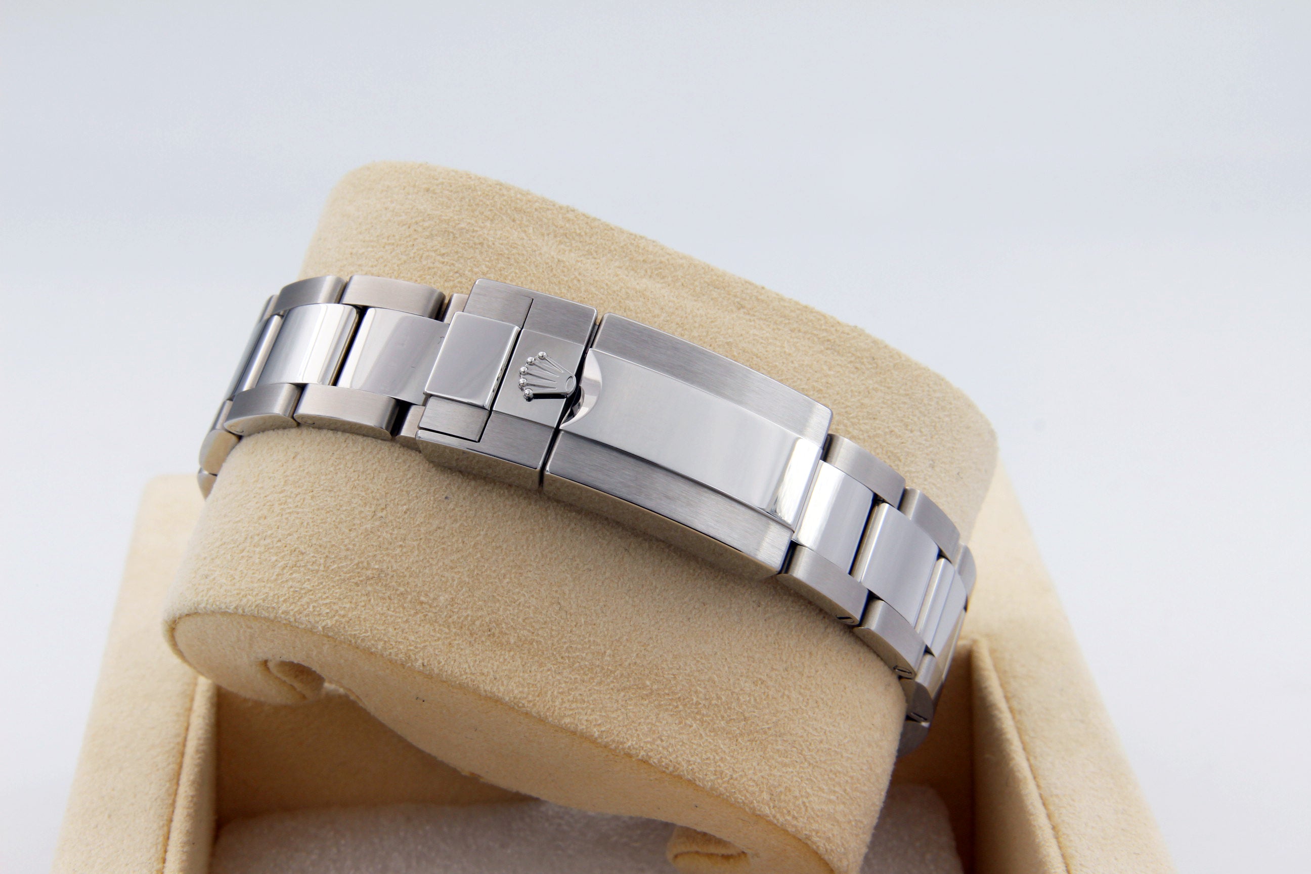 Rolex Datejust 116234 36mm White Dial Roulette 2007