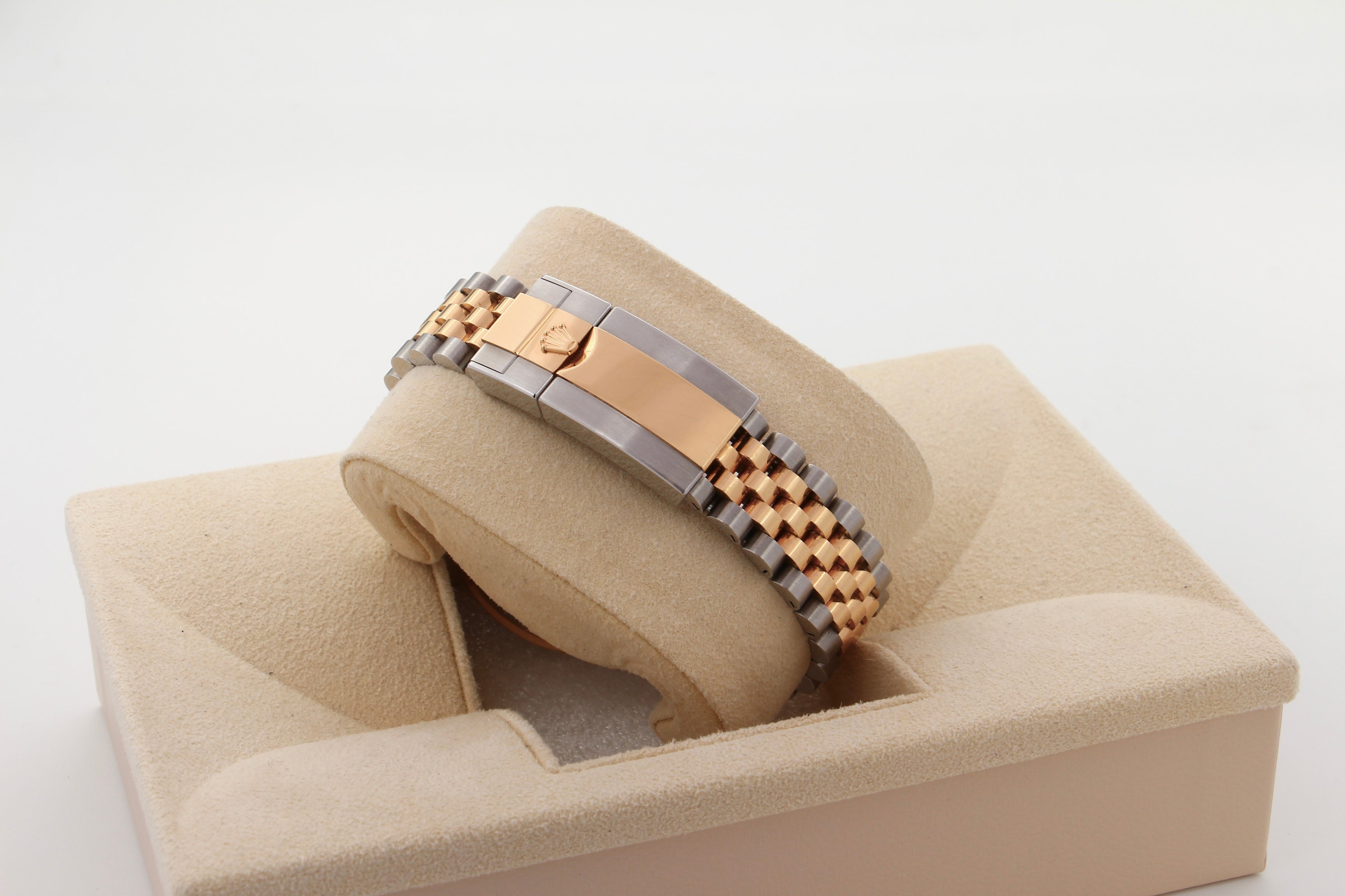 Rolex GMT-Master II 126713GRNR del 2025