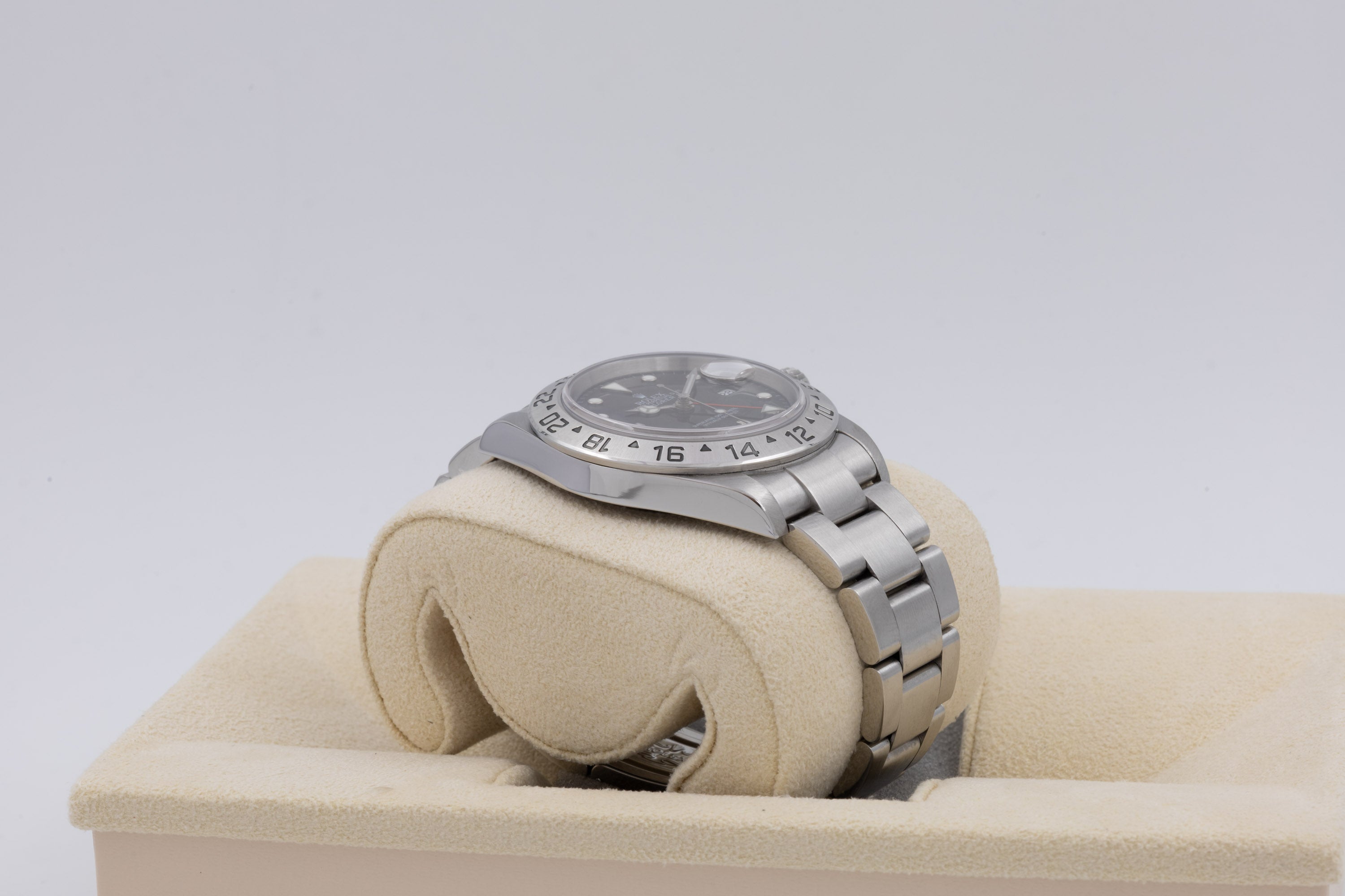 Rolex Explorer II 16570 black dial from 2005