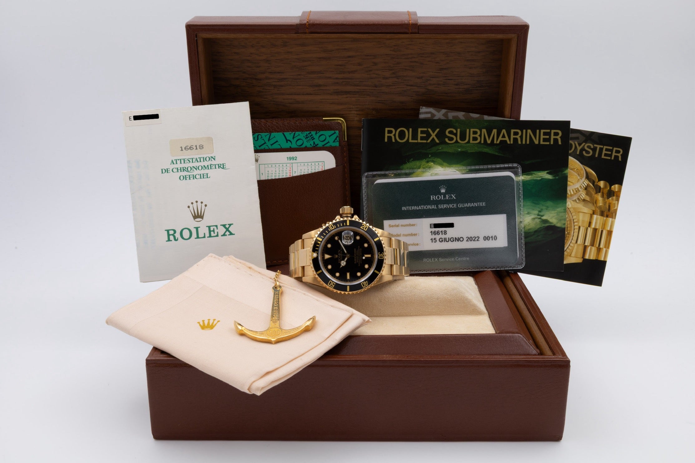 Rolex Submariner Date 16618 quadrante nero Service Rolex del 1991