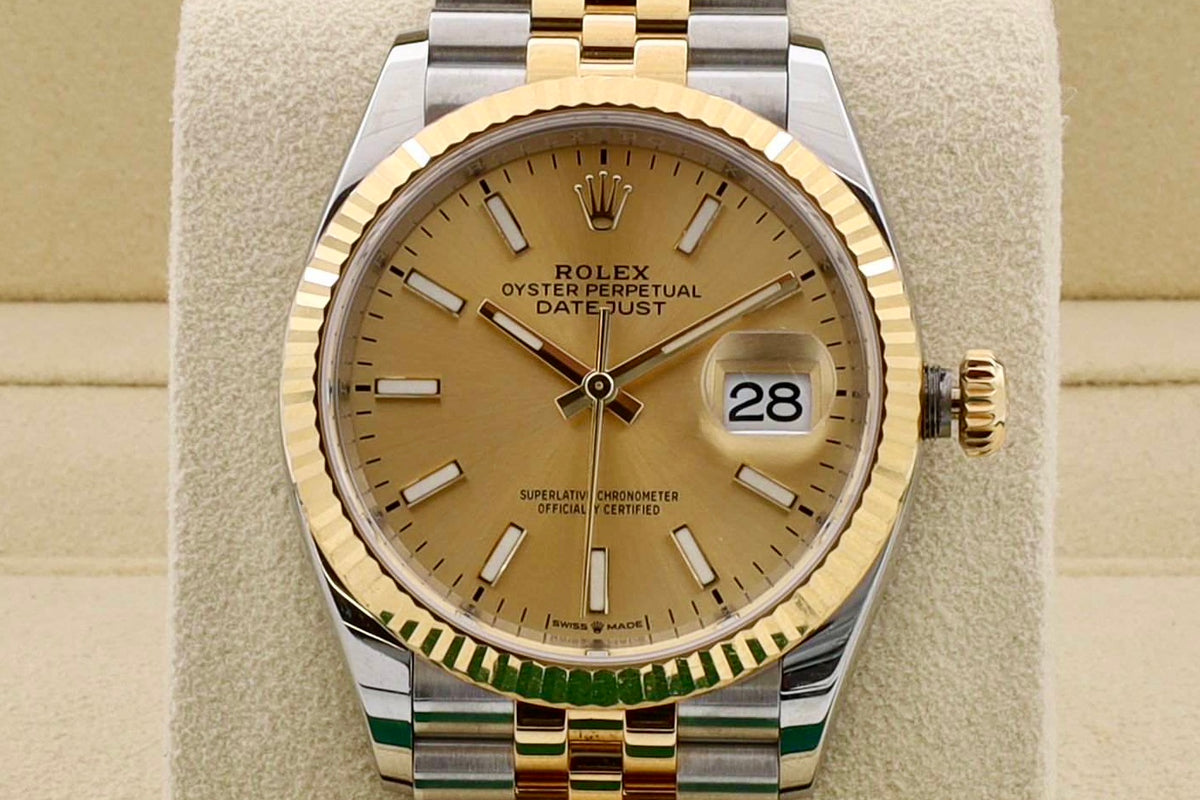 Rolex Datejust 126233 quadrante champagne e indici Jubilee del 2023 NEW