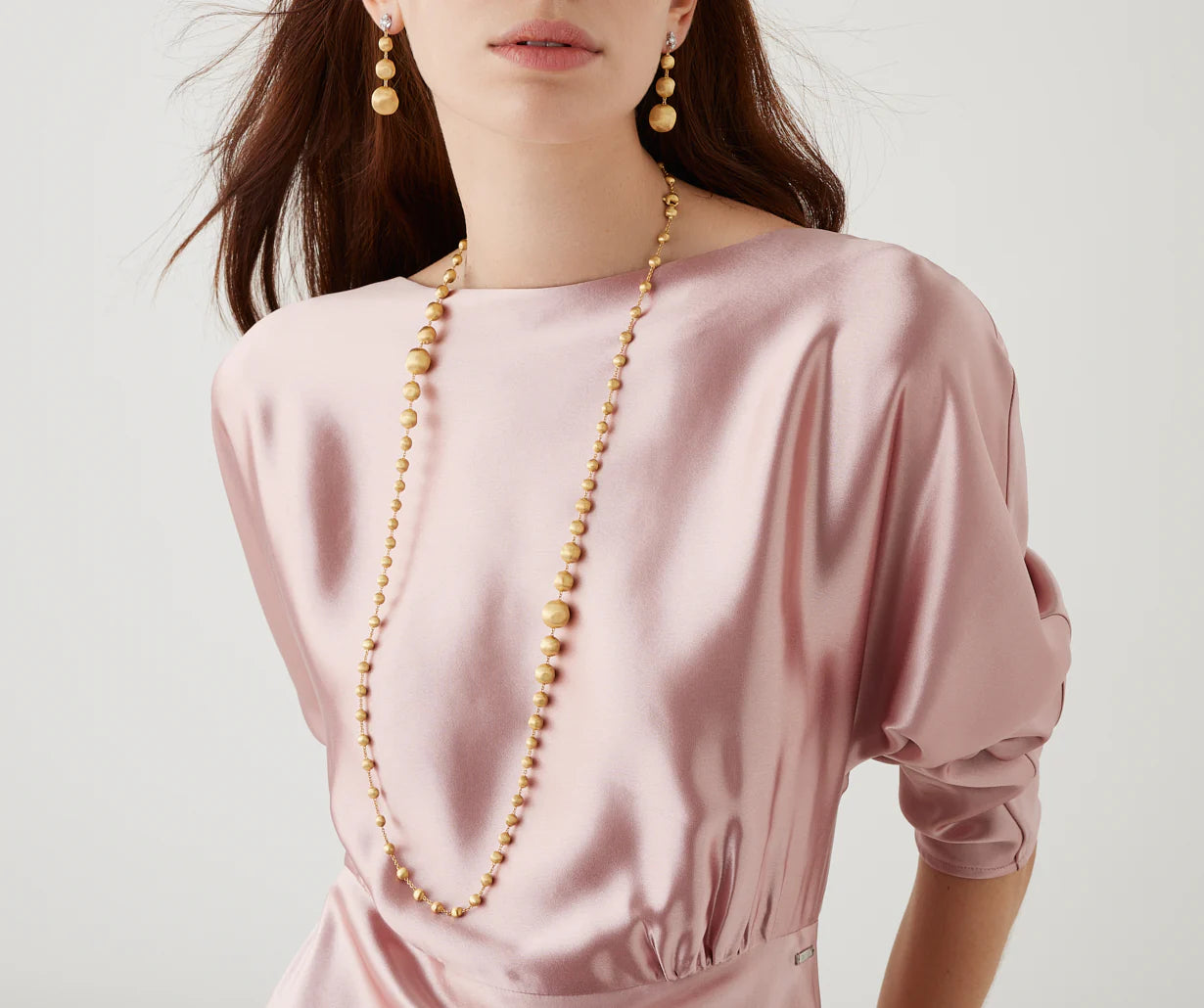 Collana con doppio degradé di sfere in oro giallo, Africa, Marco Bicego