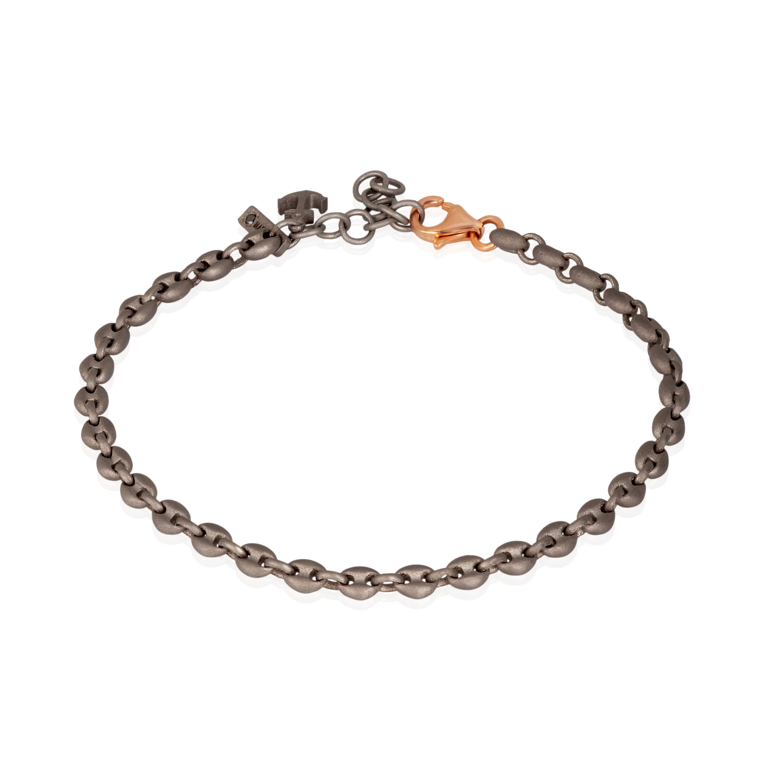 Bracciale uomo con maglie marine piccole in titanio e oro rosa 9 kt , Mano J