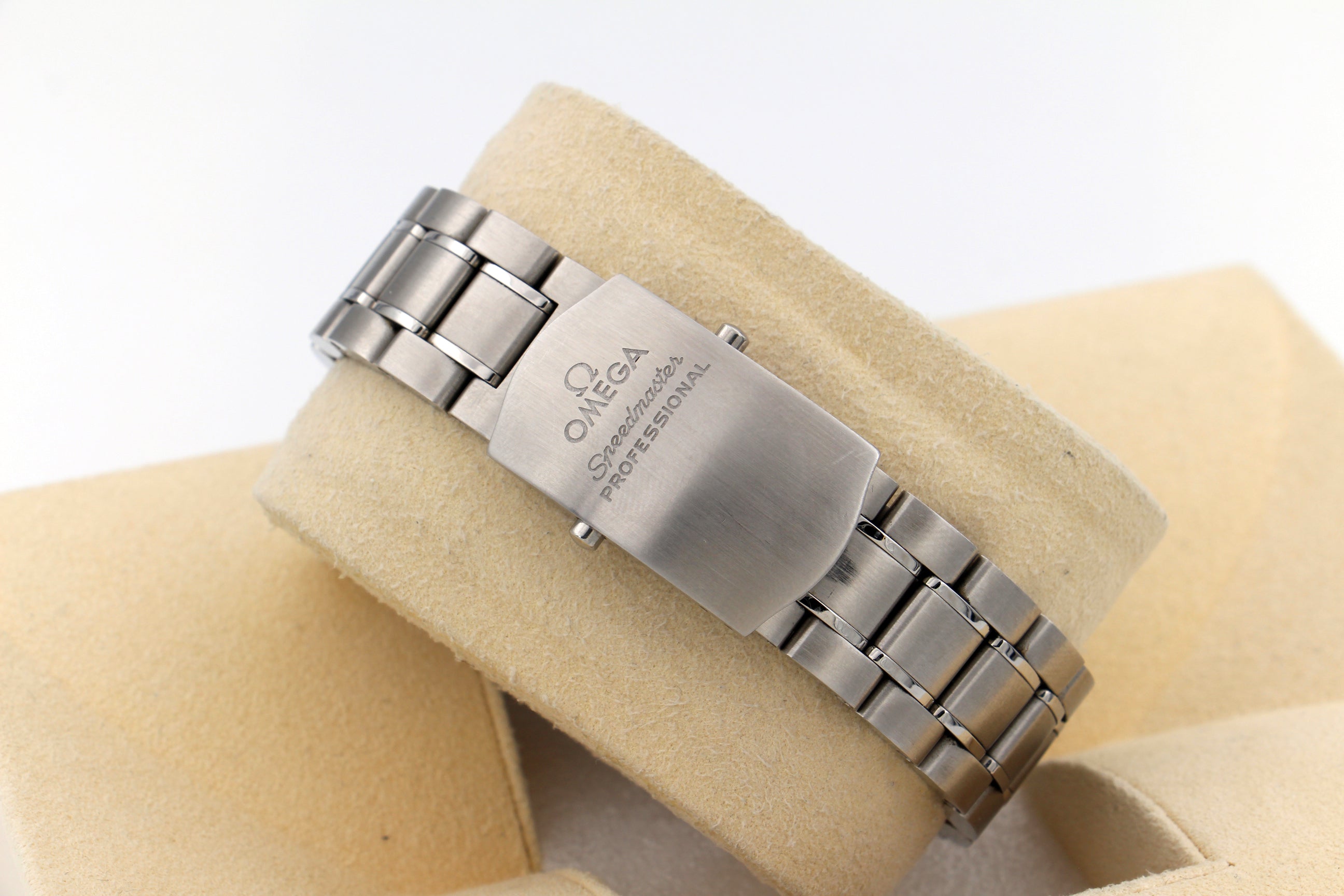 Omega Speedmaster Moonwatch White from 2025