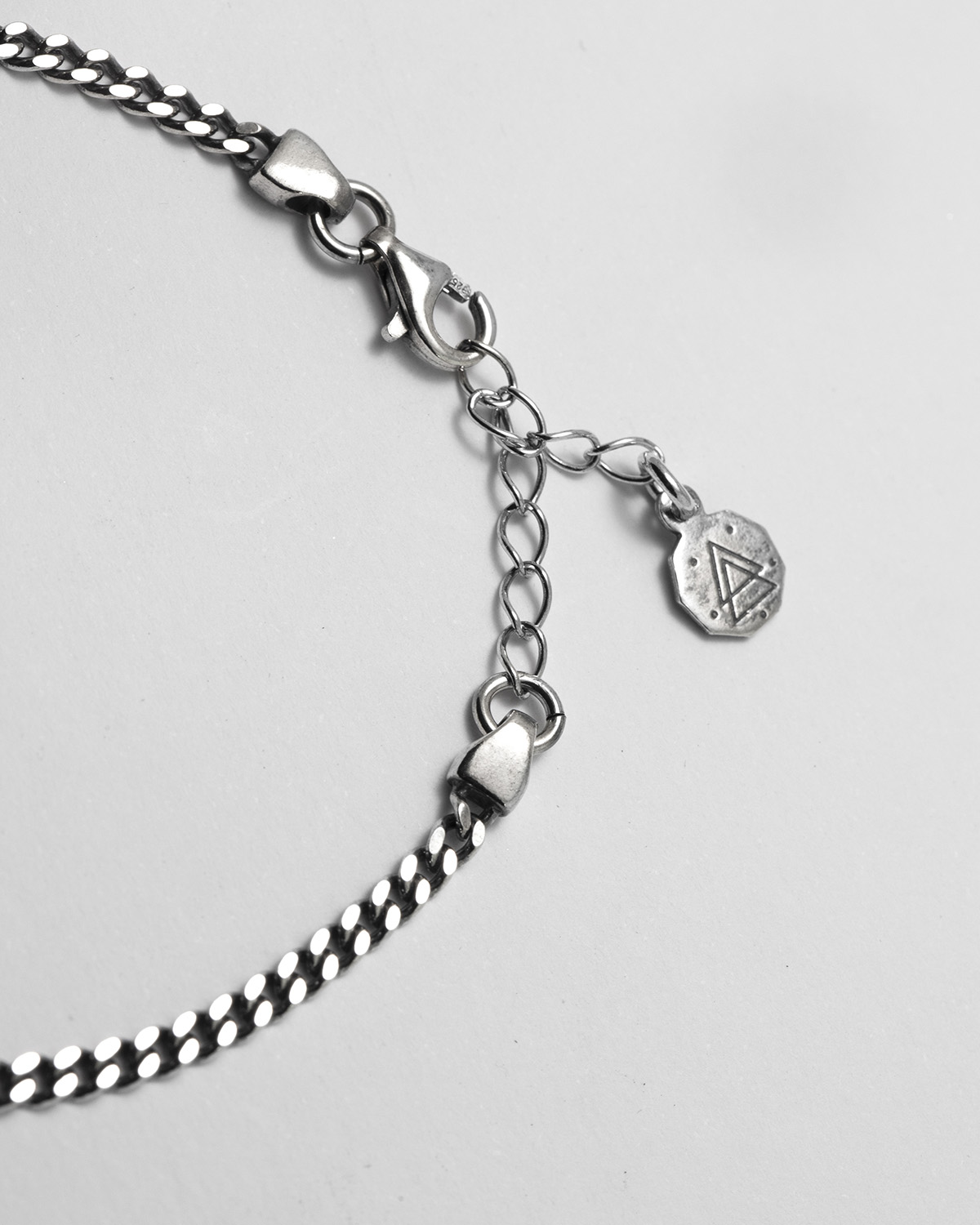 Armband aus Silber, quadratisches Panzerkettenglied 250, Nove25