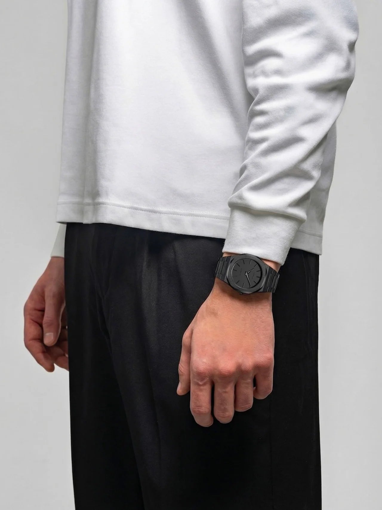 Montre Ultra Fine Noire, 40 mm, D1 Milano