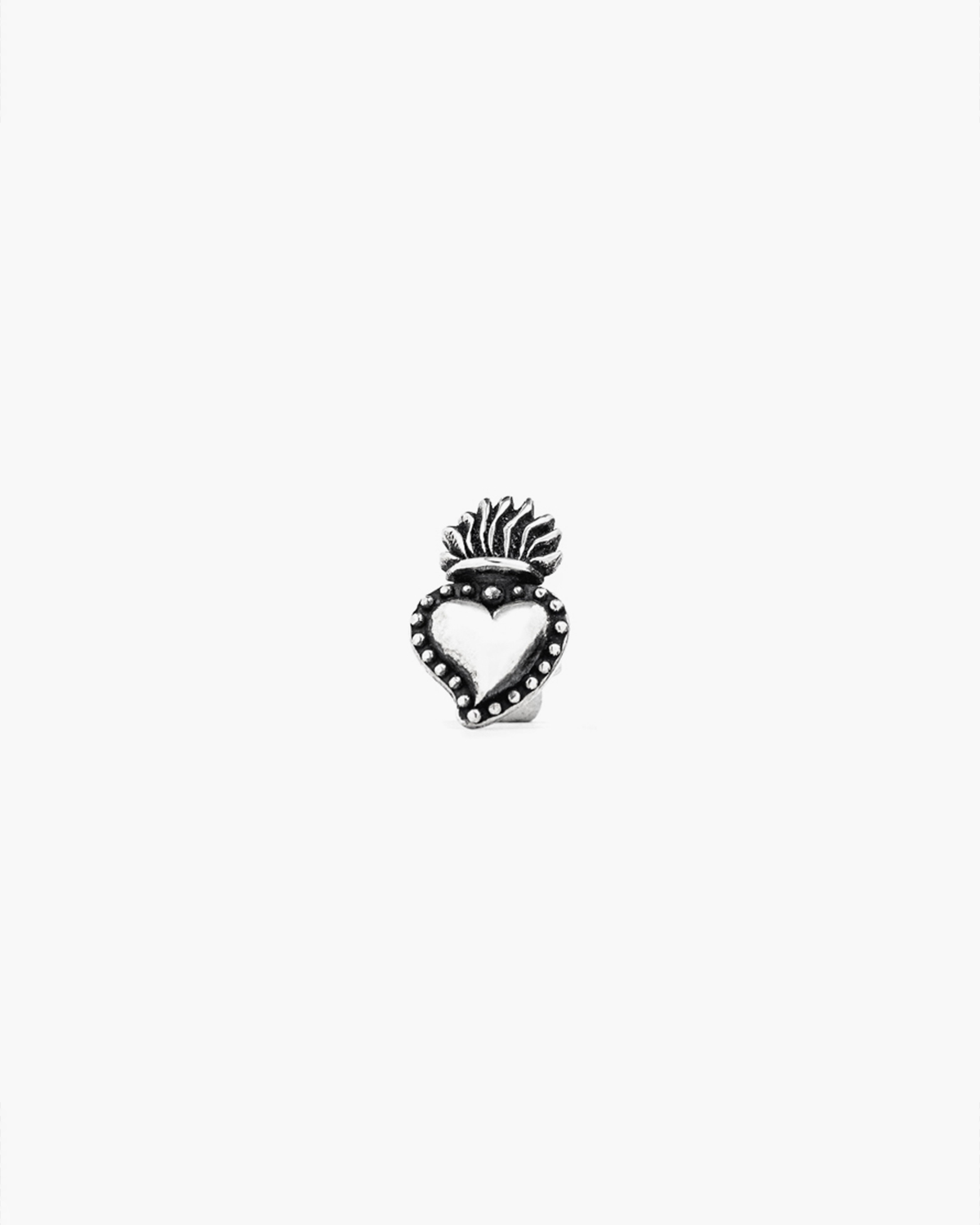 Orecchino in argento, a lobo cuore ex voto, Nove25