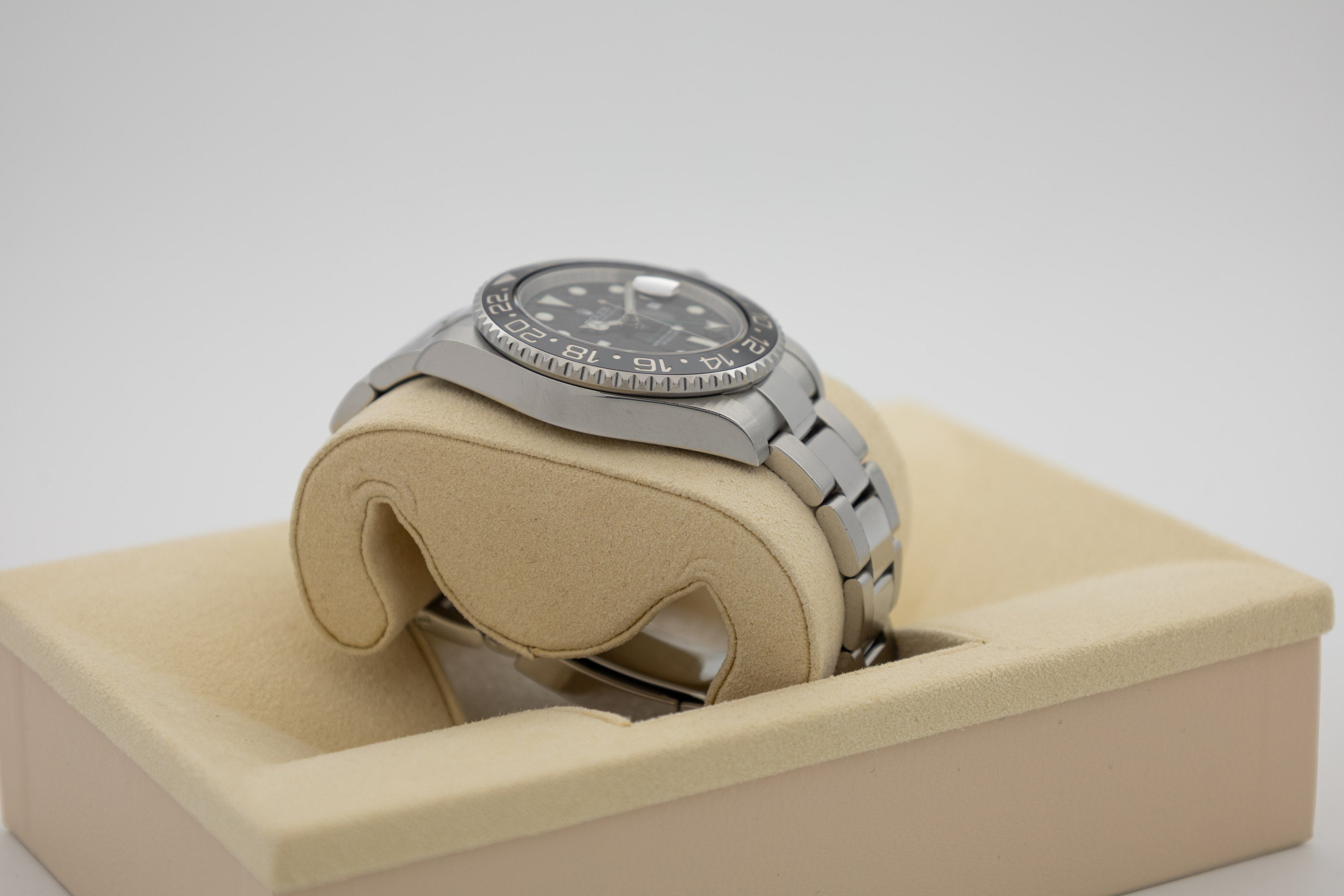 Rolex GMT-Master II 116713 NOS from 2007