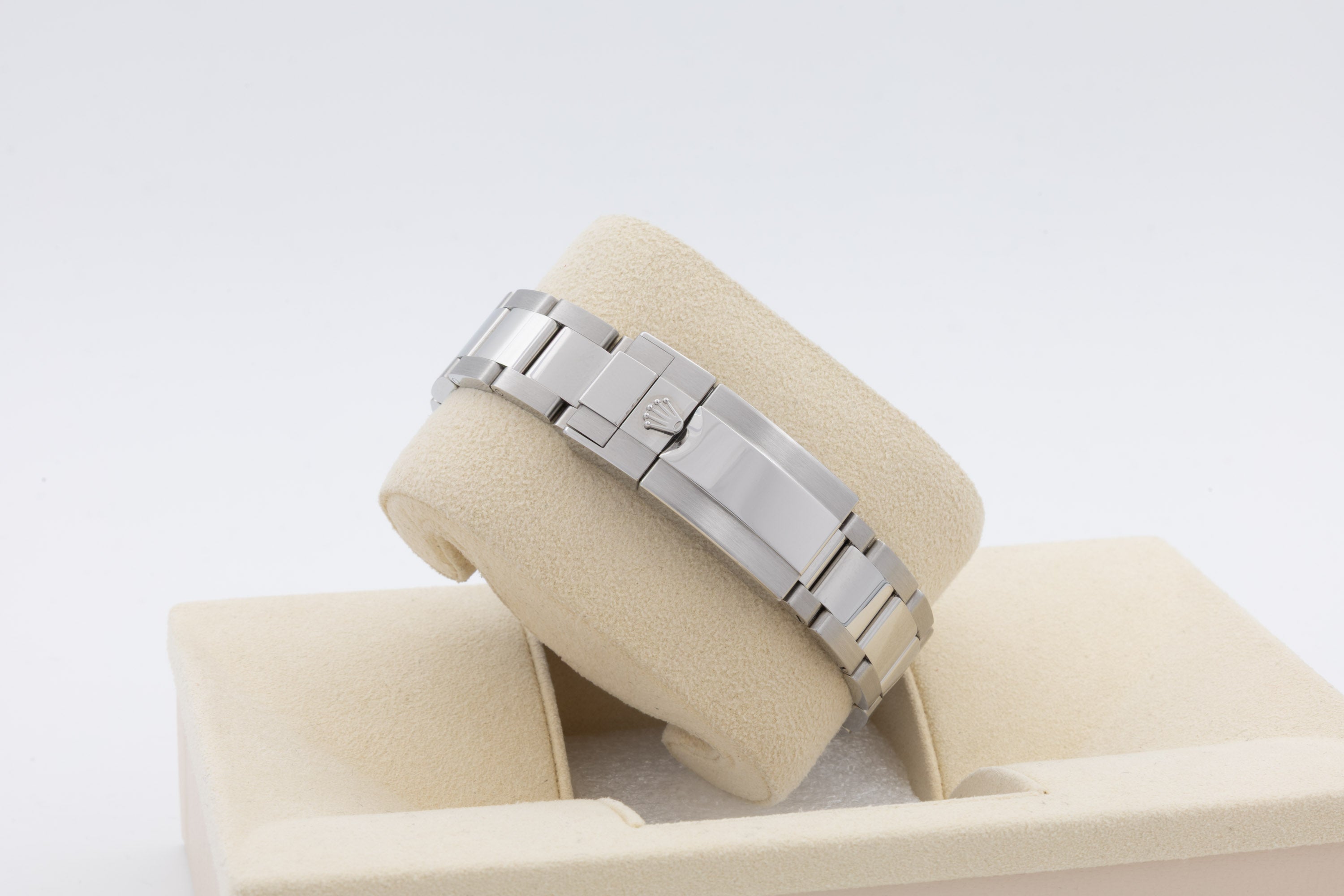 Rolex GMT-Master II Pepsi 126710BLRO Oyster de 2019 Certificado de Segunda Mano