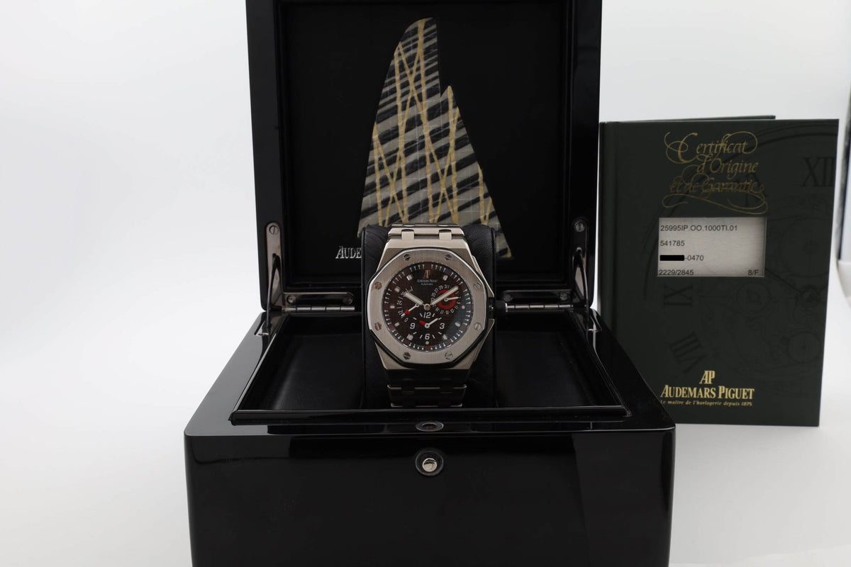Audemars Piguet Royal Oak Offshore Dual Time Titanio - Alinghi America's Cup 2003 - N. 470/1000 Pcs