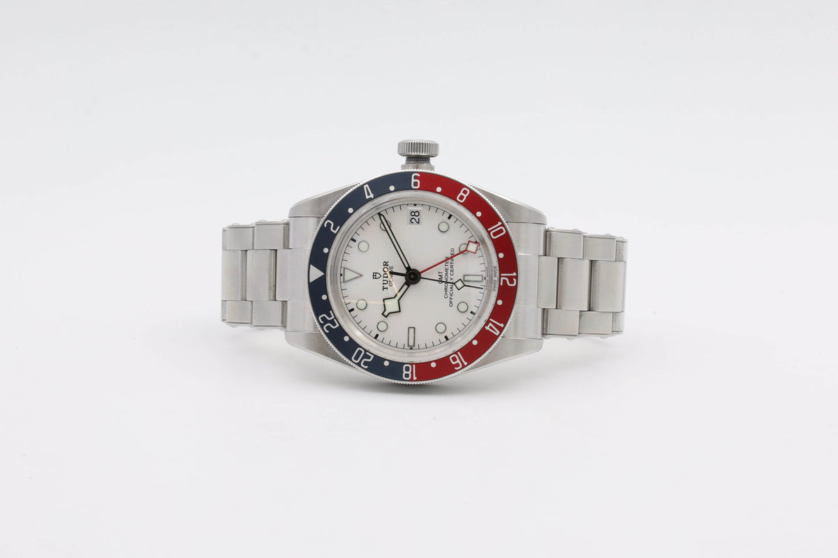 Tudor Black Bay GMT quadrante Opalino Rosso-Blu 79830RB del 2023