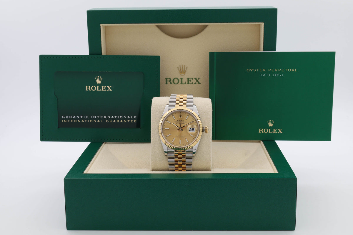 Rolex Datejust 126233 quadrante champagne e indici Jubilee del 2023 NEW