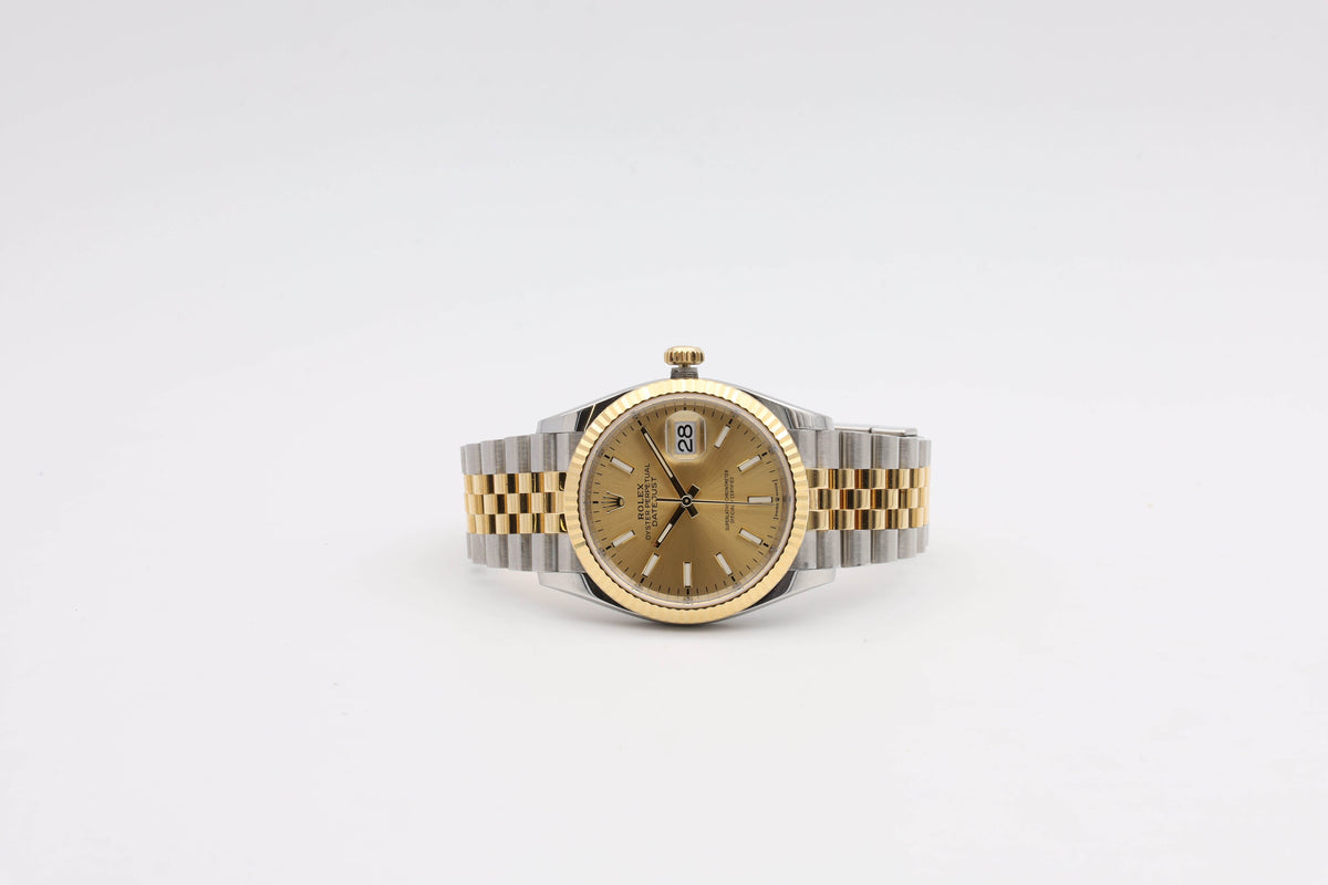 Rolex Datejust 126233 quadrante champagne e indici Jubilee del 2023 NEW