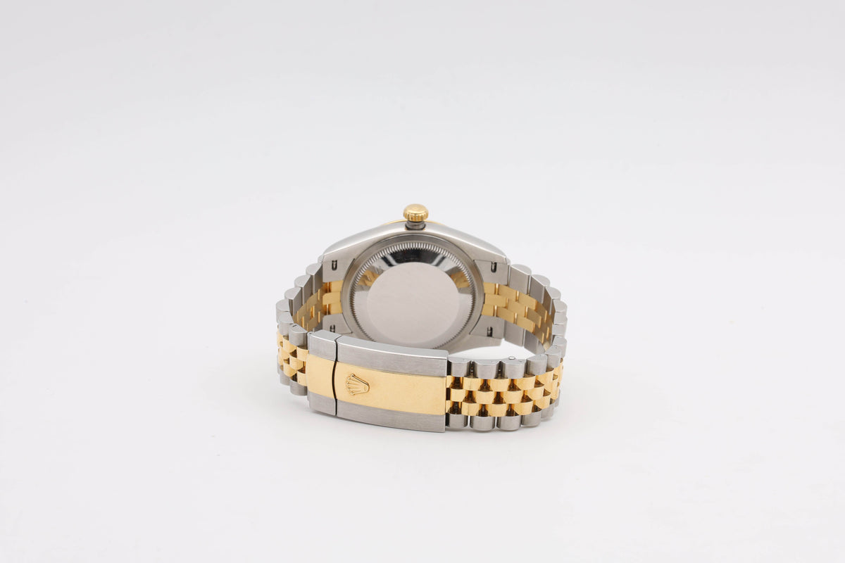 Rolex Datejust 126233 quadrante champagne e indici Jubilee del 2023 NEW