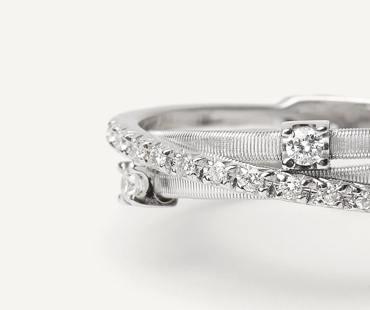 Five-strand ring with diamond bezels and bar, Goa, Marco Bicego