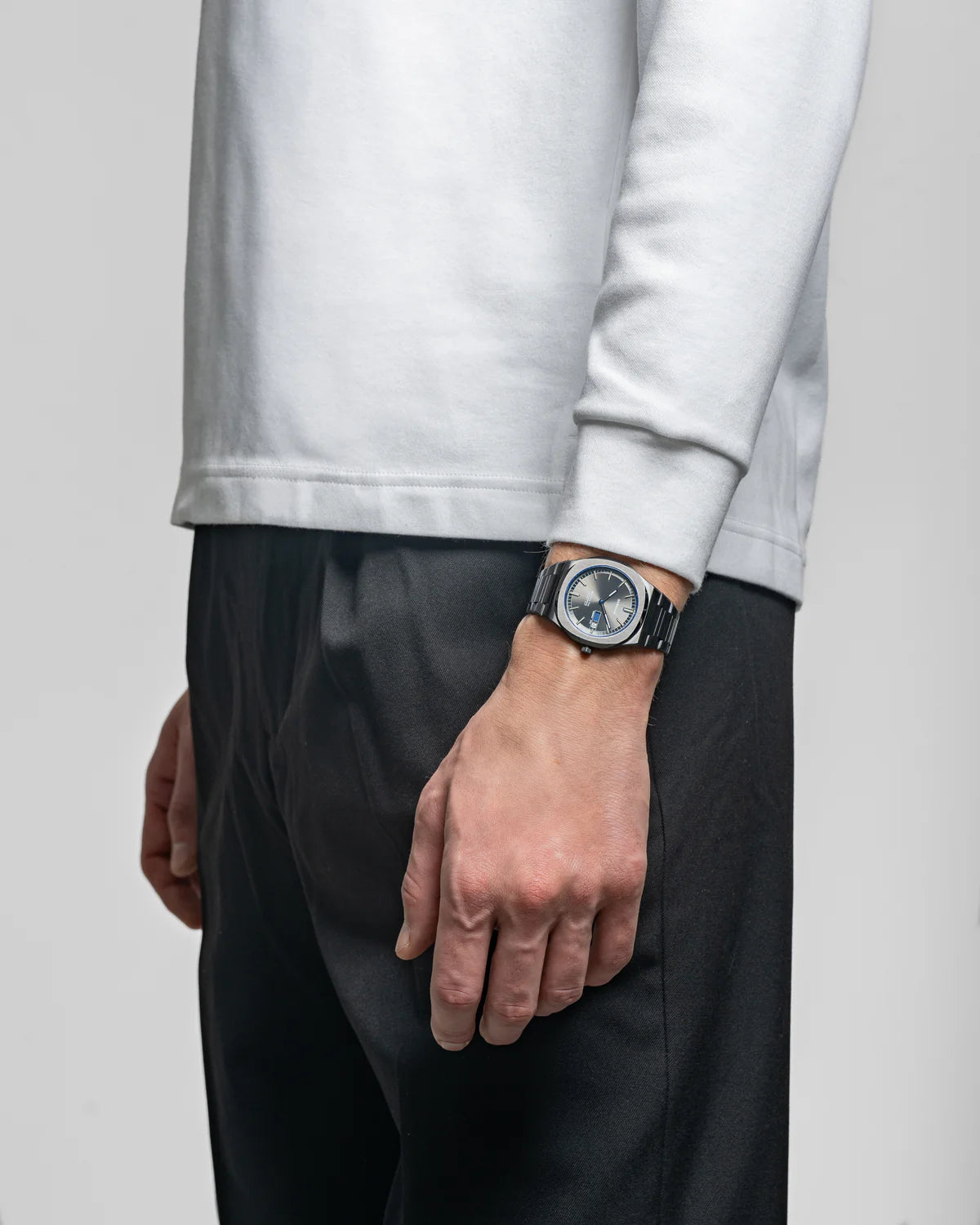 Ultra watch, Groovy Black, 39 mm, D1 Milano