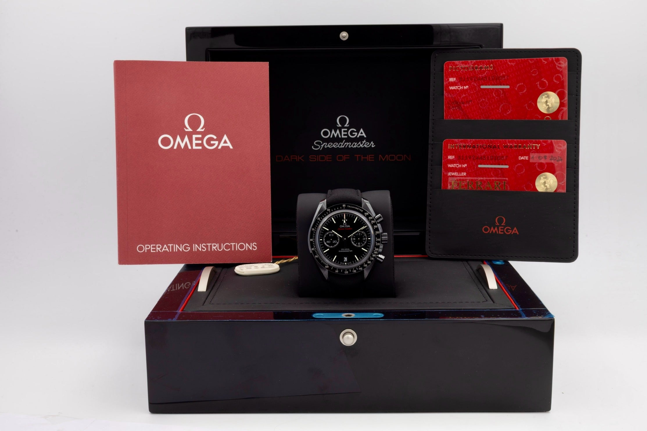 Omega Speedmaster Dunkle Seite des Mondes von 2024 Ko-Axial