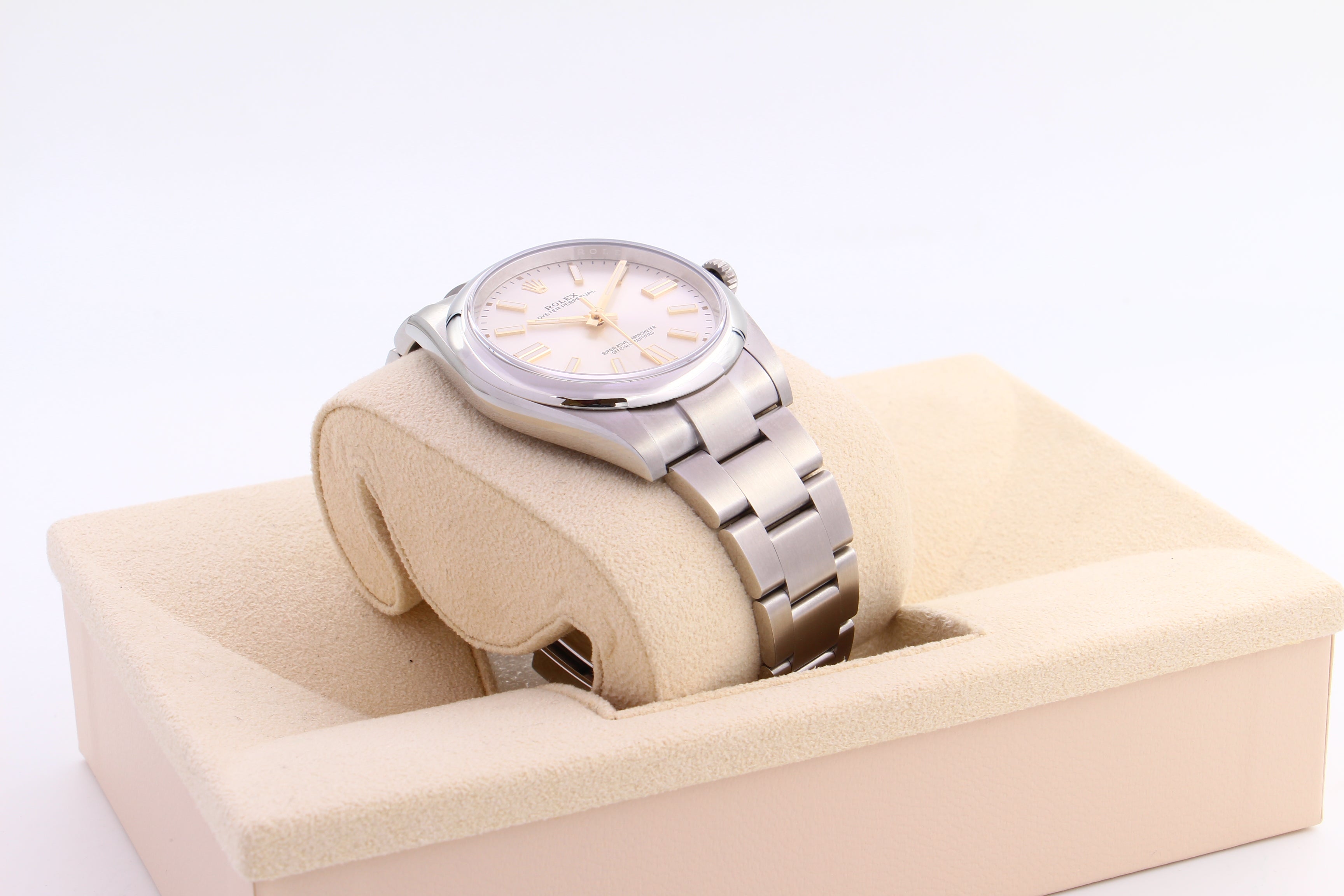 Rolex Oyster Perpetual 124300 esfera plata soleil de 2024