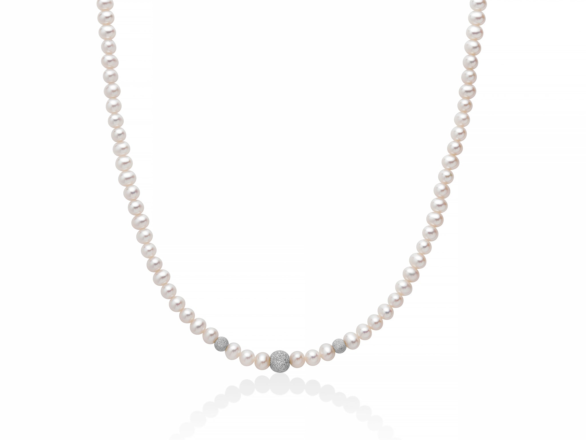 Collana di perle Oriente con tre sfere in oro bianco diamantato, Miluna