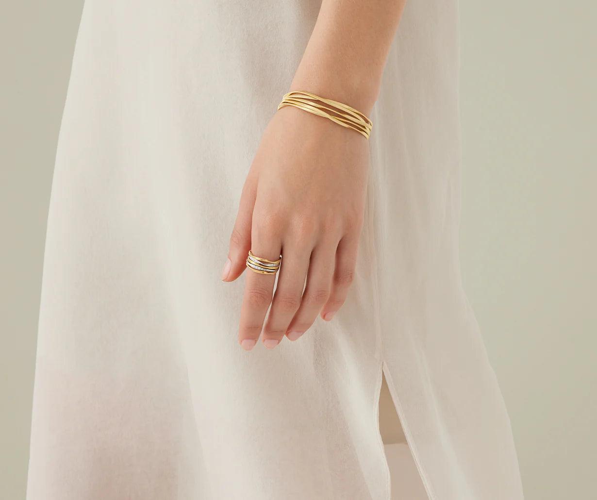 Anello a cinque fili con fedine di diamanti in oro giallo, Marrakech New, Marco Bicego - Ferro Orologi e Gioielli