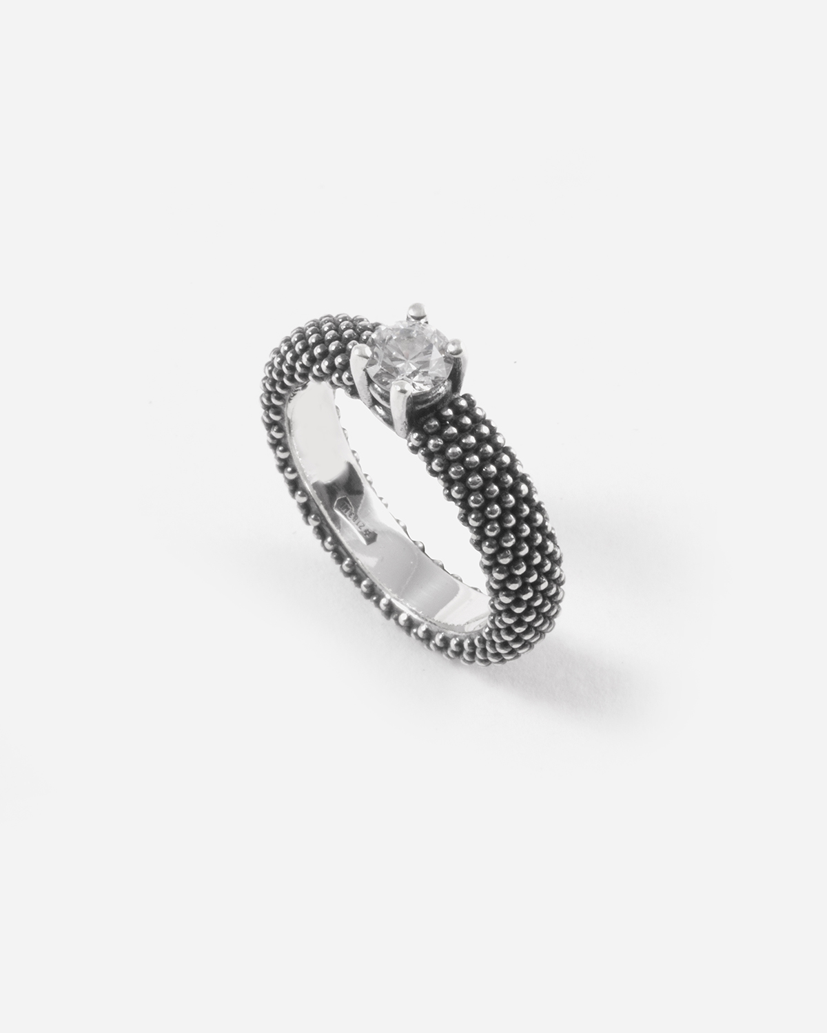 Anello in argento, fede puntinata con brillante , Nove25