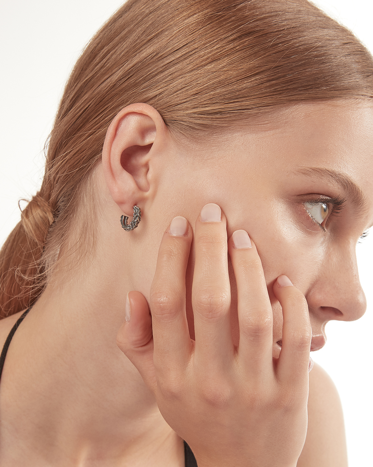 Orecchino in argento, cerchio foglie piccolo, Nove25